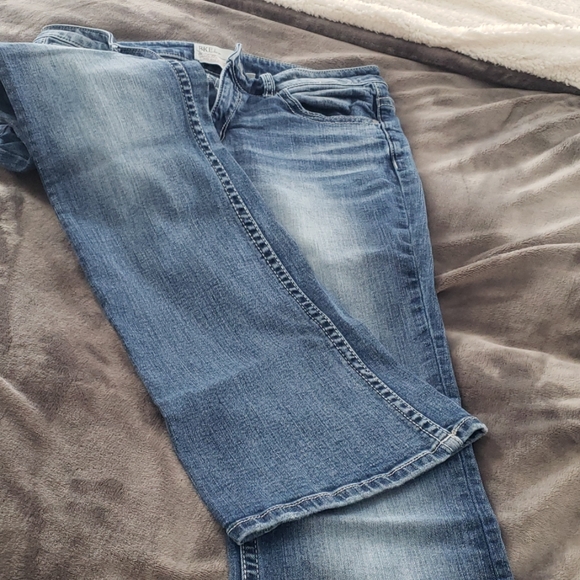 Jeans - Picture 4 of 5